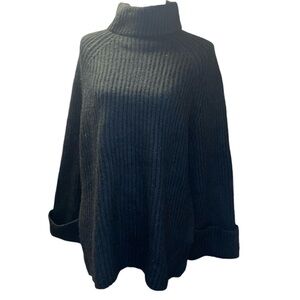 NWT Asos Chunky Oversized Black Knit Sweater Women’s Size Small Turtleneck